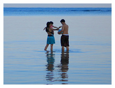 i liked the reflections this family made on the water =)